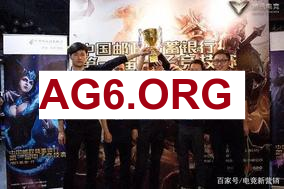WEI皇子中路蹲草抓单 闪现越塔强杀SHANKS岩雀